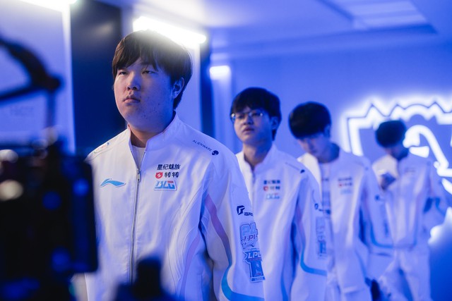 Á quân CKTG 2024 thừa nhận bị T1 “ám ảnh”