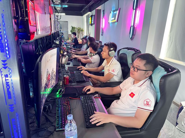 AoE Trung Việt 2025 và cái kết “tuyệt đối điện ảnh”