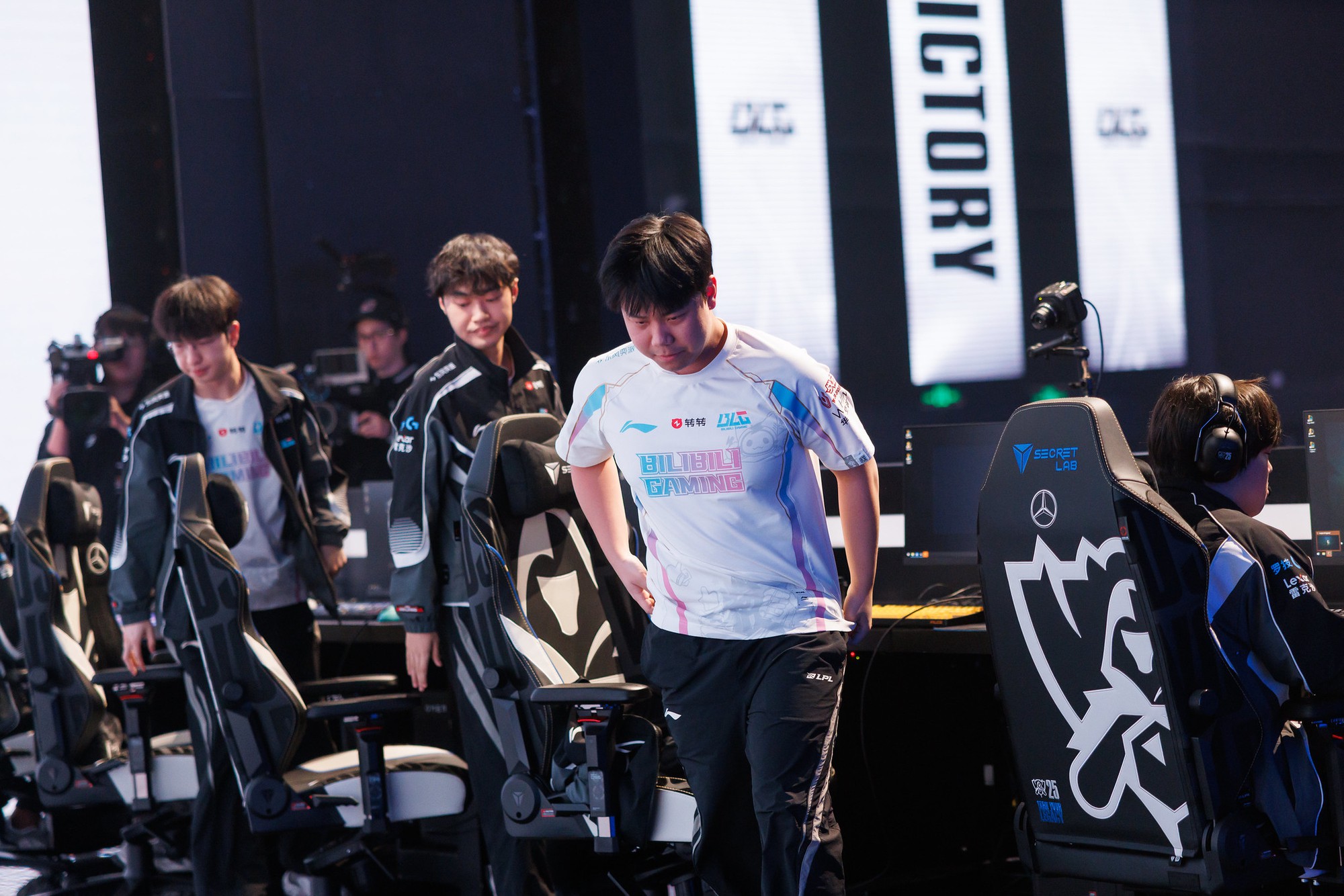 BLG bị loại khỏi CKTG 2025, hé lộ thêm “thành tích” đáng quên