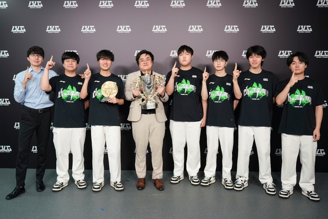 BLG lên ngôi LPL giúp một tuyển thủ lập thành tích “vô tiền khoáng hậu” trong lịch sử LMHT