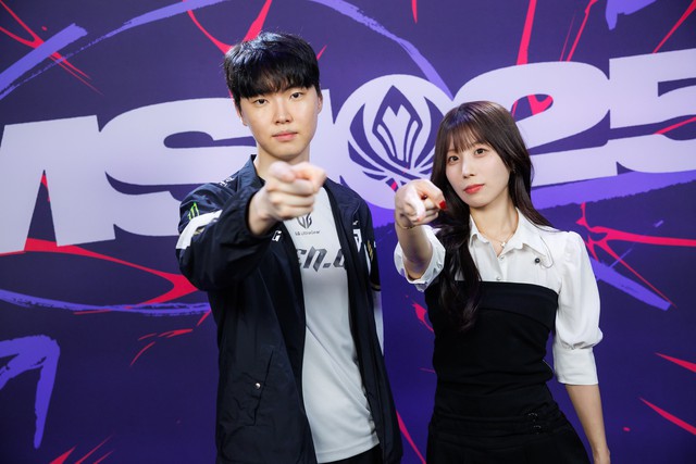 Chovy gửi lời “có cánh” hướng về T1