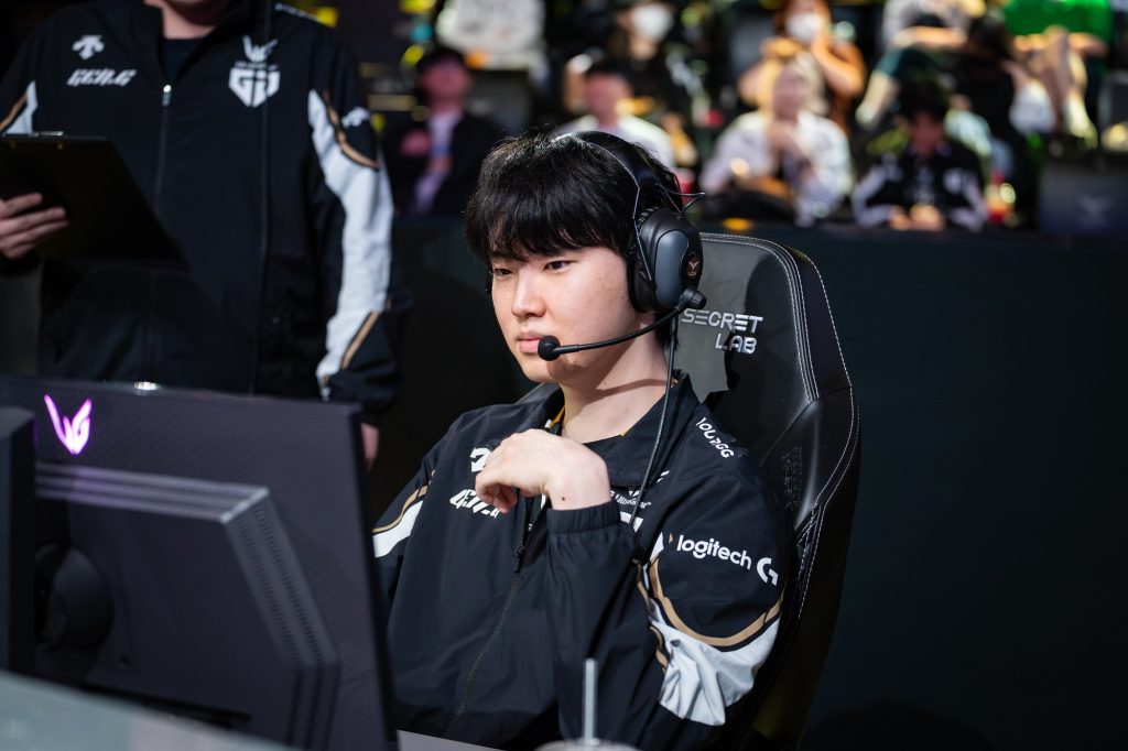 Chovy ngầm ý “chê” pentakill vừa đạt được