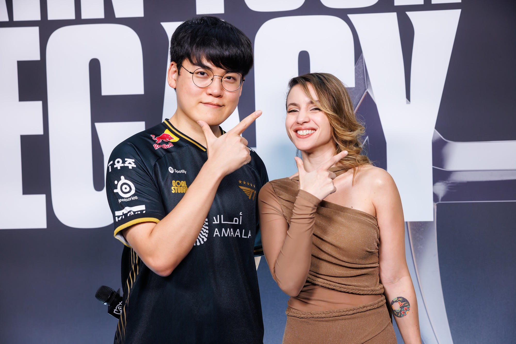 Cộng đồng phát hiện điểm chung bất ngờ giữa Gumayusi và Deokdam