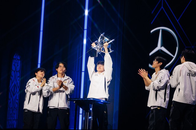 Drama chuyển nhượng bùng nổ, nghi vấn T1 bị “chơi xấu”