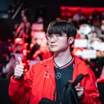 Faker khiến fan lo ngại với màn “phá sức” dù T1 đang có phong độ tốt