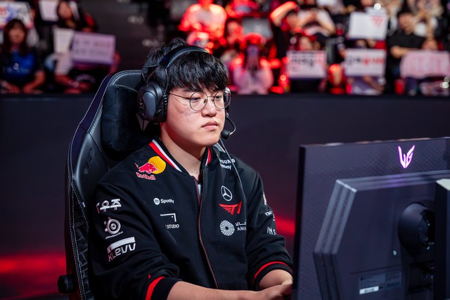 Gumayusi mới là người cứu cả ván đấu của T1 với chỉ một khoảnh khắc