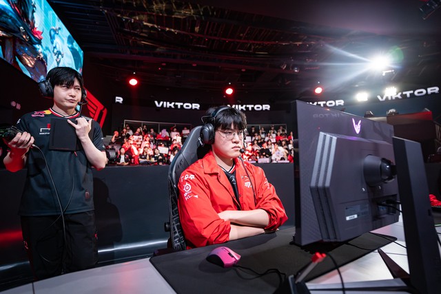 Gumayusi vẫn đặt mục tiêu “không tưởng” tại T1 nhưng khiến cộng đồng nể phục