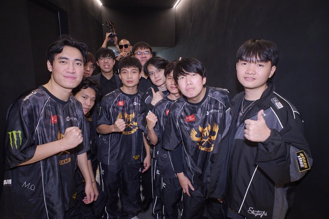 Kiaya giải thích lựa chọn Azir, chia sẻ thẳng về các đội VCS tại APAC