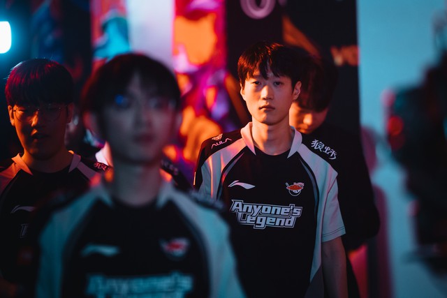 Loạt sao LPL dính nghi vấn bạo lực mạng với một nữ streamer, có cả Á quân EWC