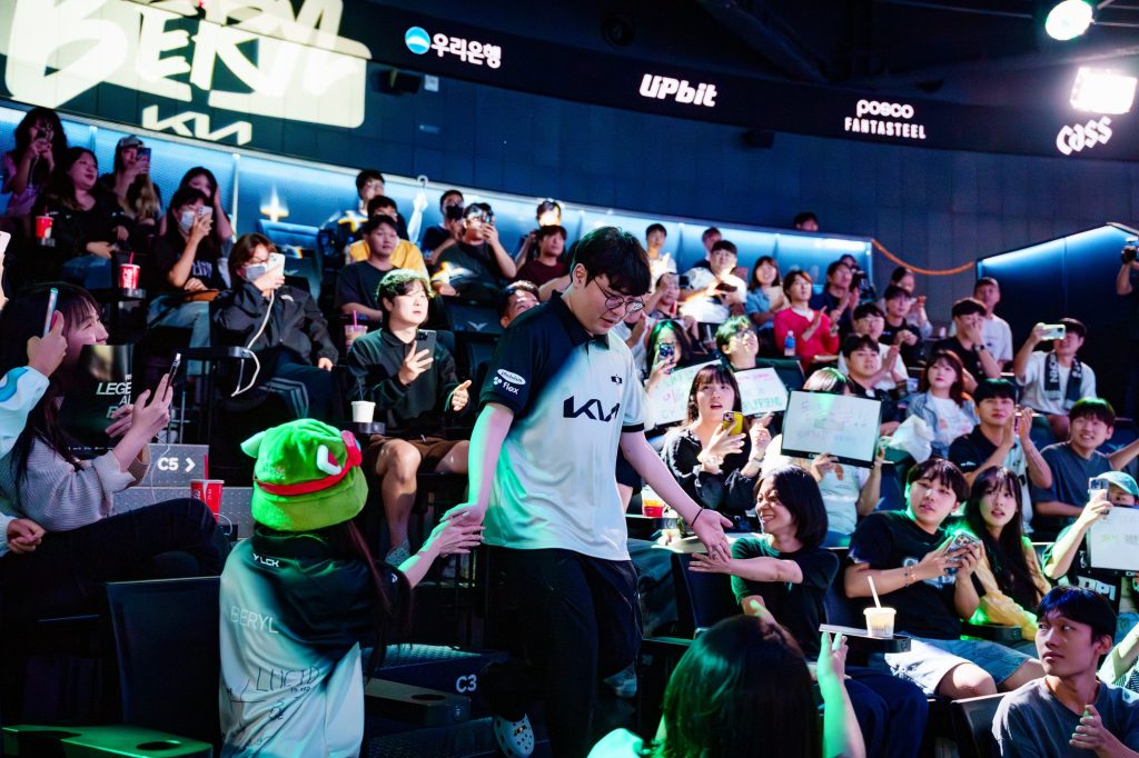 Một cựu vương CKTG có thể phải giải nghệ sớm đầy đáng tiếc