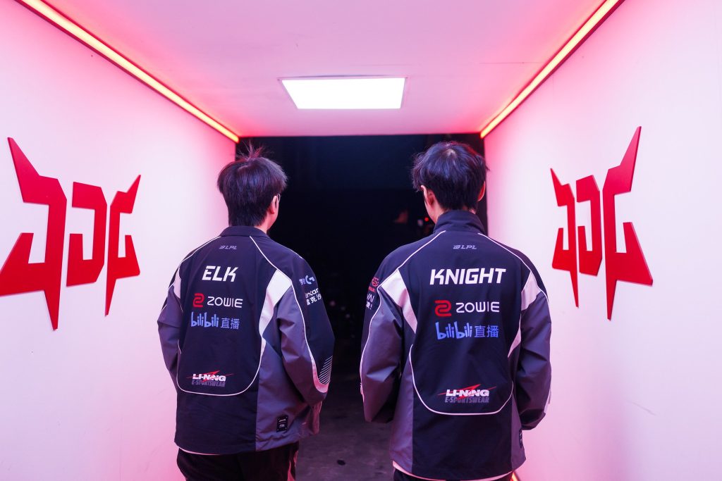 Nghi vấn dàn sao BLG dùng “dịch vụ nhạy cảm” sau thất bại tại CKTG 2025