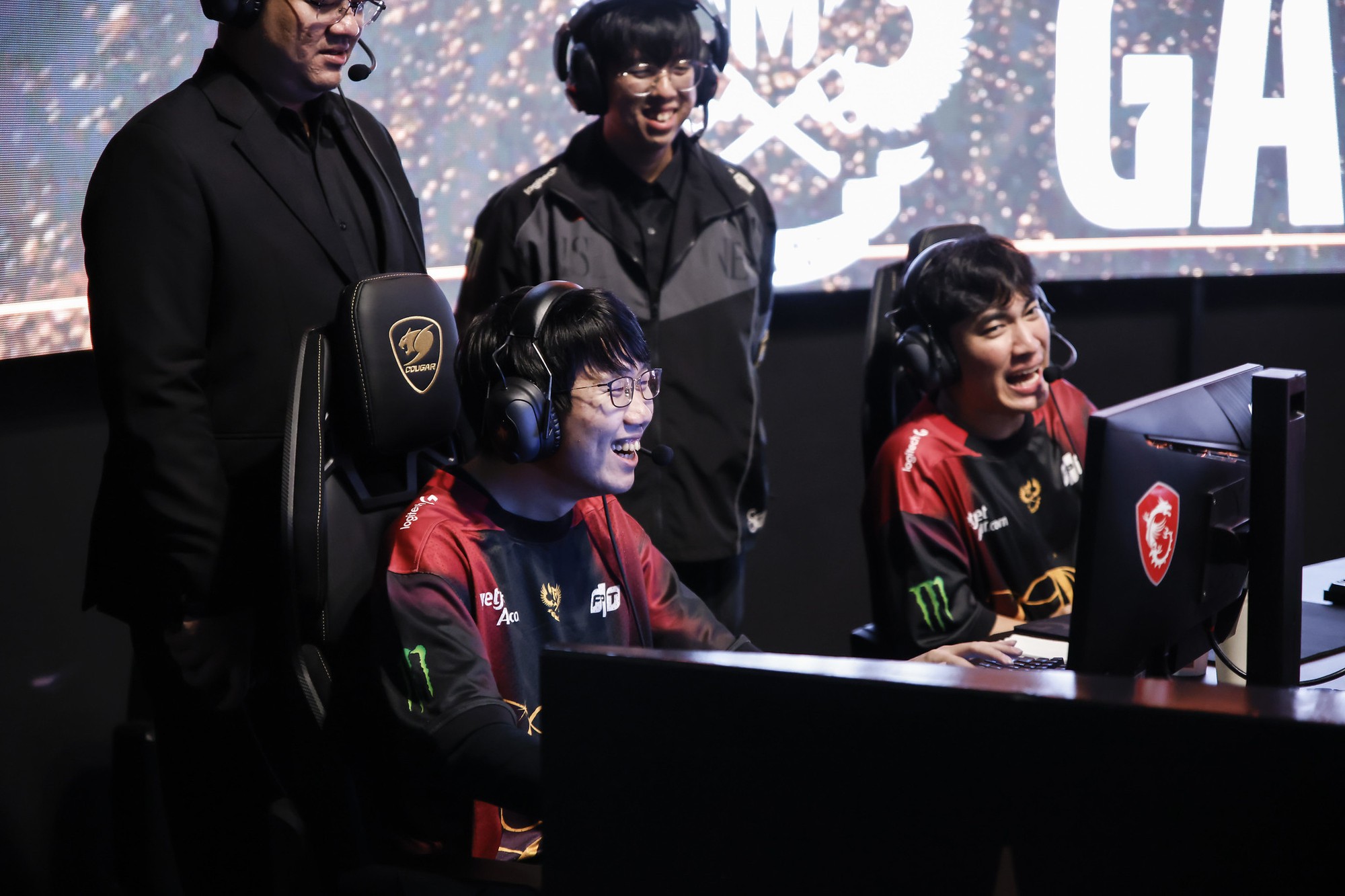 Nội bộ GAM thừa nhận trận thua trước CFO có phần do “tự hủy”