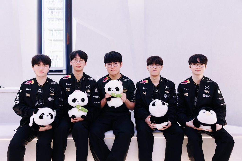 T1 trở thành nhà vô địch CKTG đầu tiên sở hữu loạt thông số “khó đỡ”