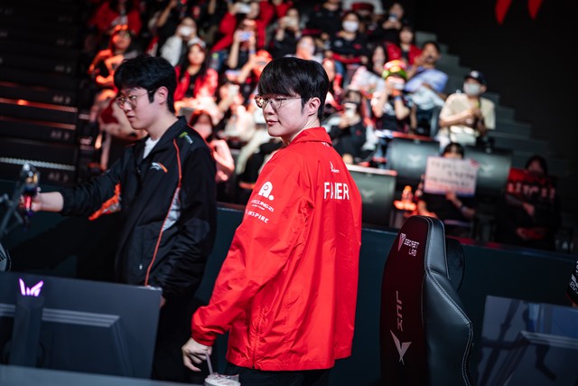 Thống kê “khủng” từ T1 lý giải thất bại của HLE