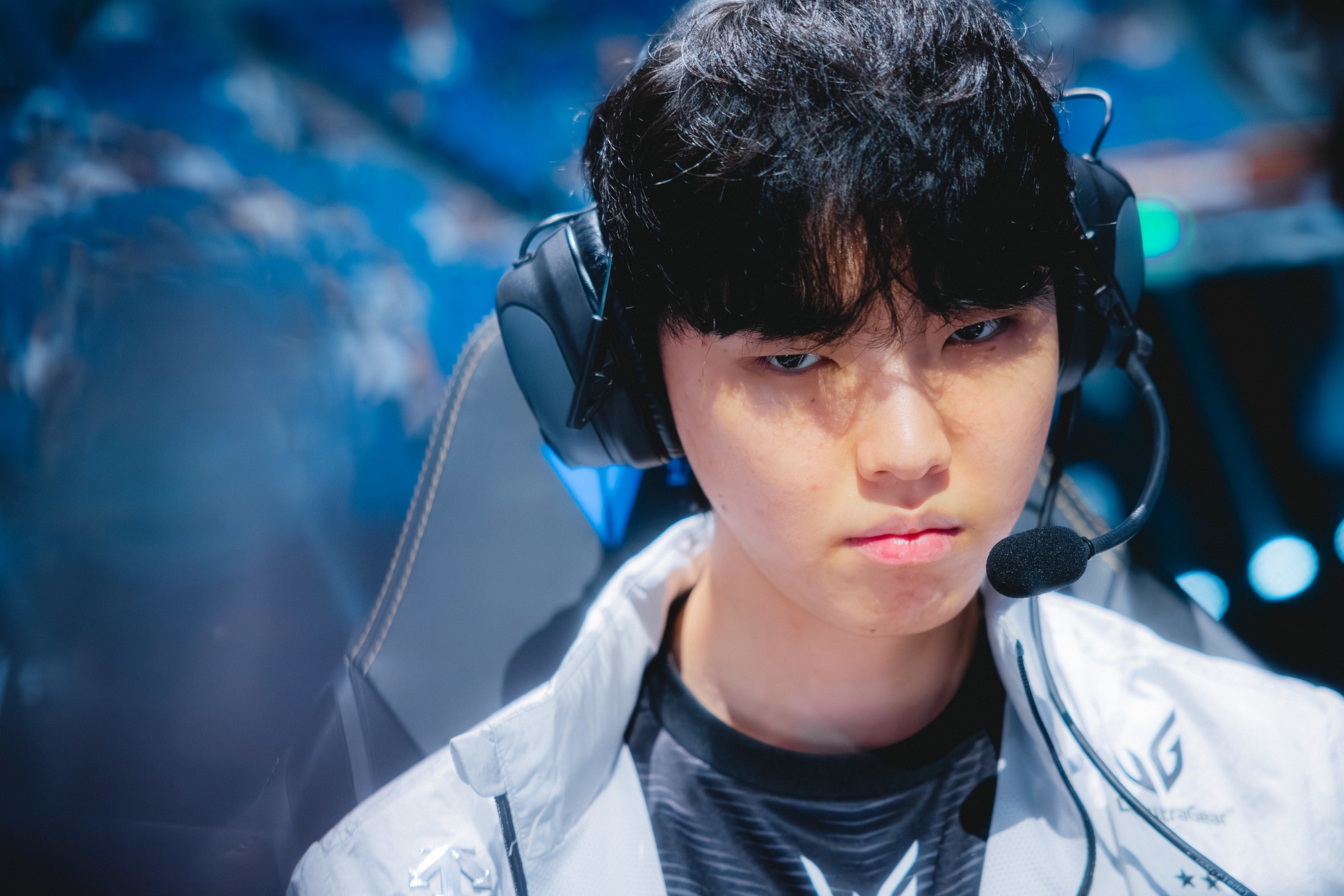 Chovy đạt giải của LCK nhưng khiến cộng đồng tranh cãi