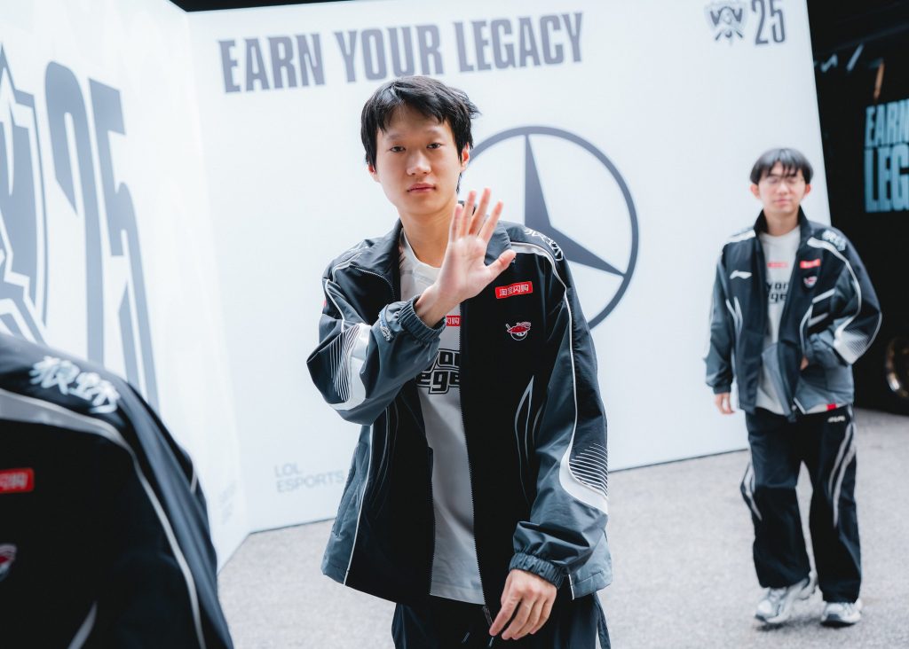 Hai đội tuyển LMHT ấn tượng bậc nhất năm 2025 có nguy cơ “bay màu” ở mùa giải mới