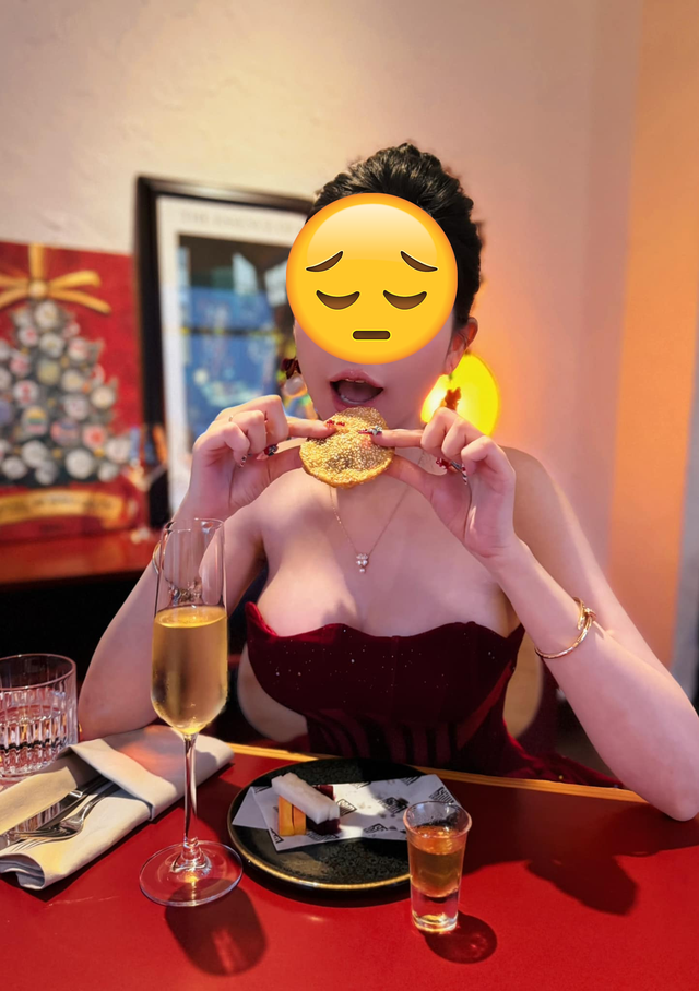 Phản ứng của “hot girl tiến sĩ” khi liên tục bị “check var” đạo văn