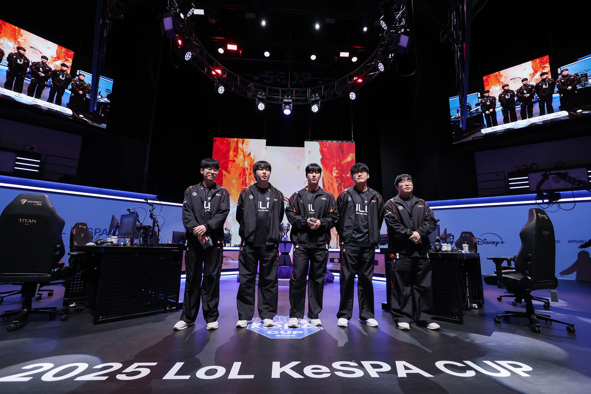 Thực hư nghi vấn Zeus “châm chọc” Kanavi