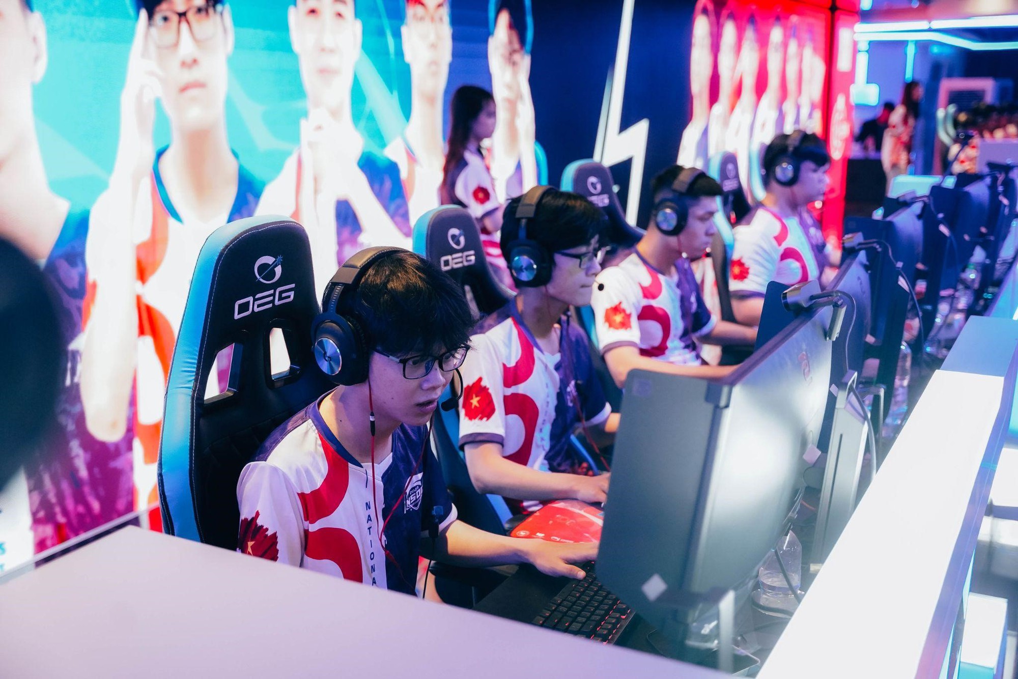 Bùng nổ Chung kết Quốc gia NSOC 2023 tại đấu trường Esports hiện đại bậc nhất Việt Nam